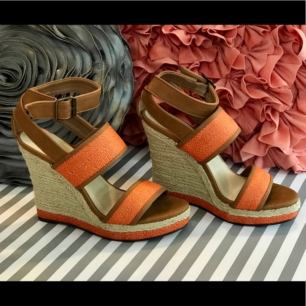Michael Antonio wedge heels